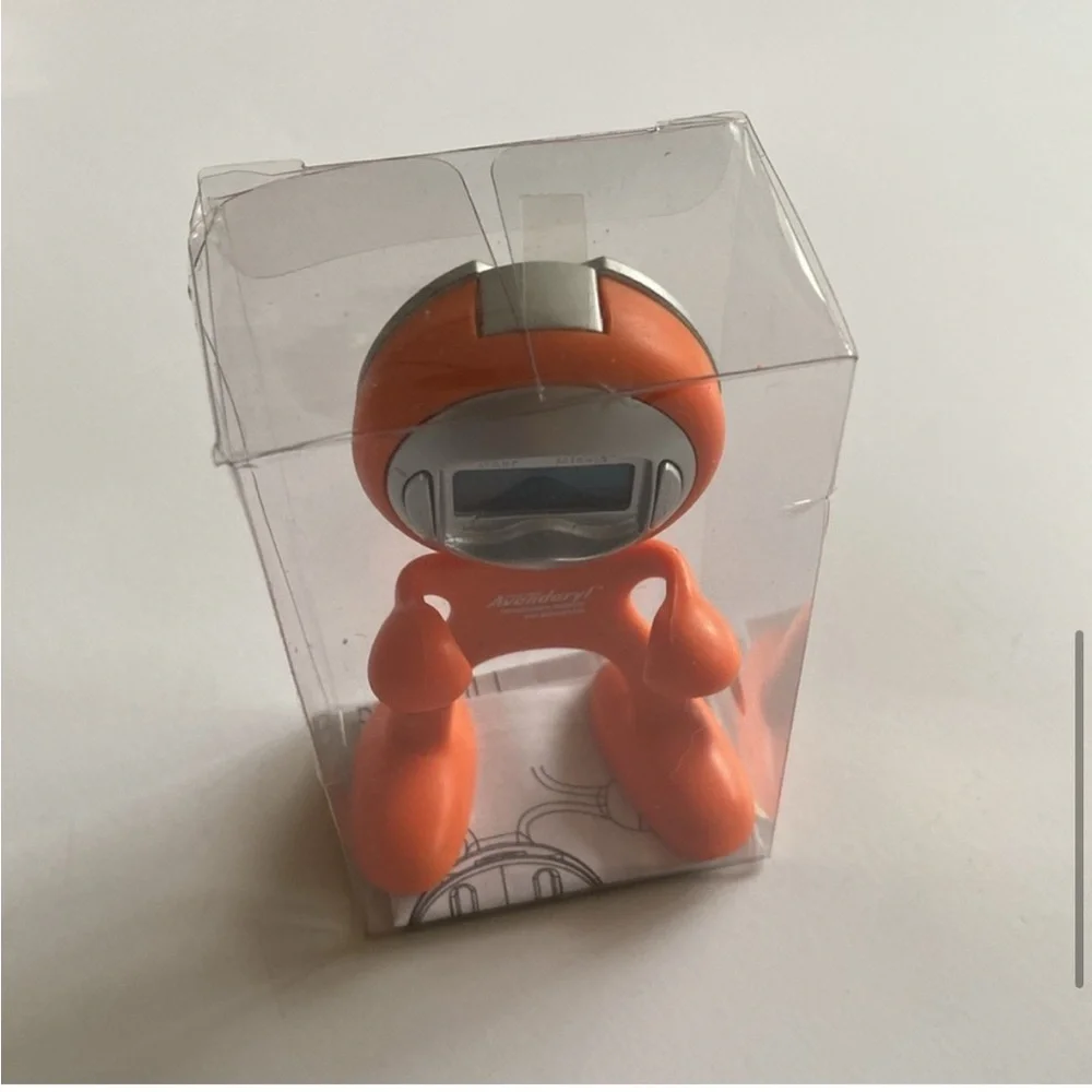 VTG 1990’s Y2K Digital Clock Head Gummy Space Men Set Orange Silver NWT 4 Inch